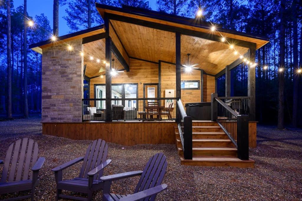 Brand New Luxury 2 Bedroom With Loft And Spa Sleeps 10 Broken Bow Bagian luar foto