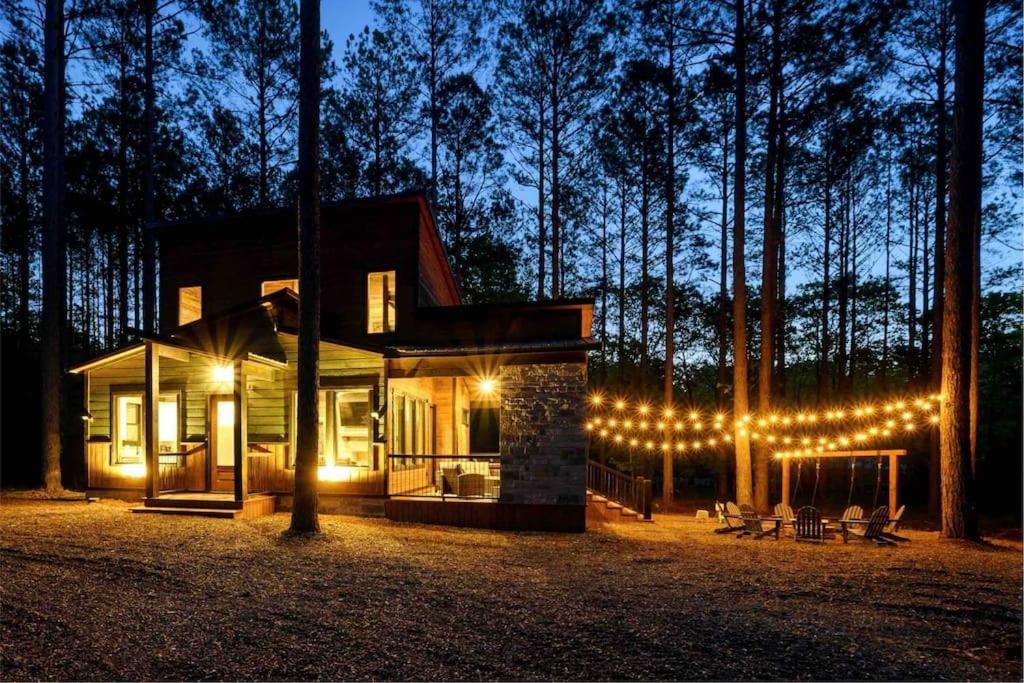 Brand New Luxury 2 Bedroom With Loft And Spa Sleeps 10 Broken Bow Bagian luar foto